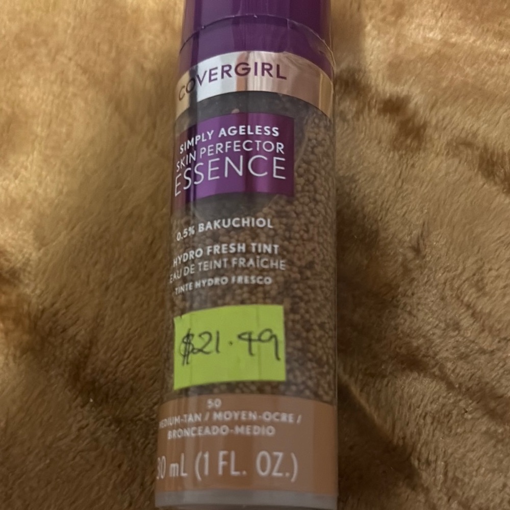 Covergirl Simply Ageless Skin Perfector Essence